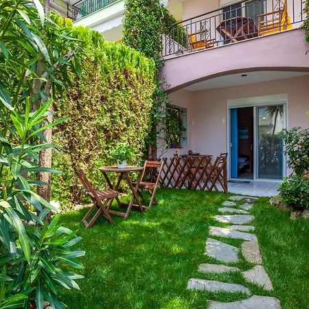 بيت للعطل Wholesome Moments