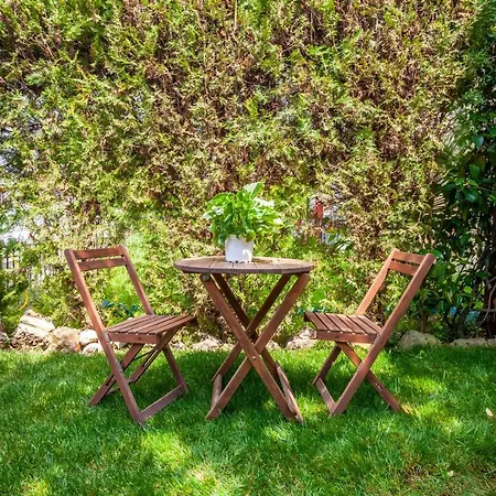 Wholesome Moments بيت للعطل *