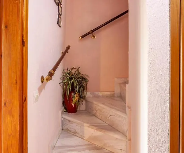 Wholesome Moments Holiday home Siviri